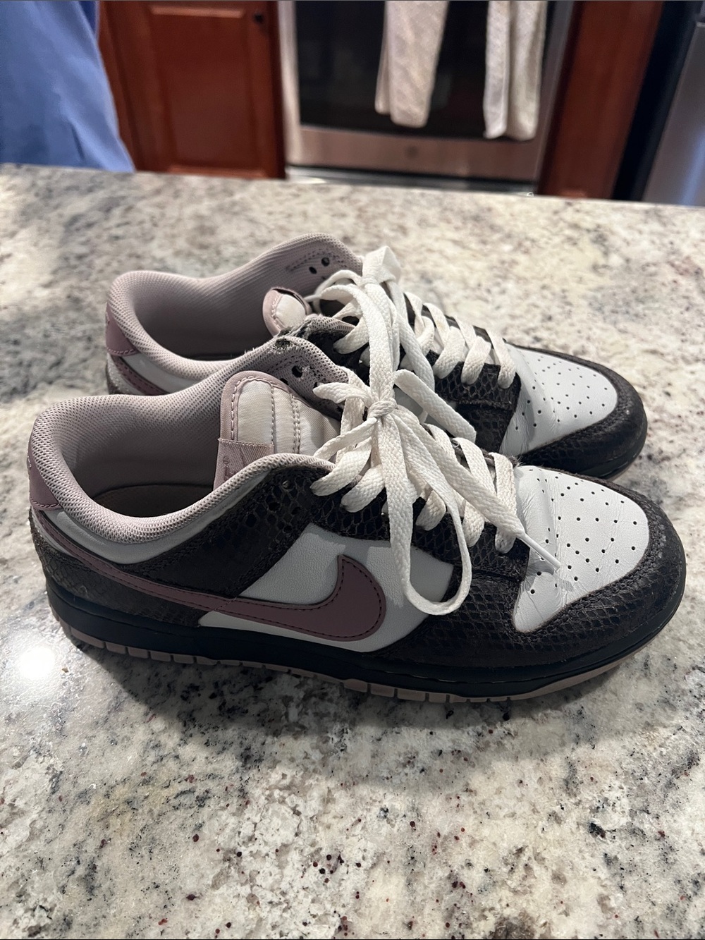 Nike Dunk Low SE Medium Ash Violet Snakeskin Men’s Size 7